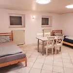 Apartament Souterrain Monteur Arbeiter 2-zimmer
