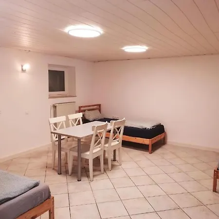 Apartament Souterrain Monteur Arbeiter 2-zimmer Kassel