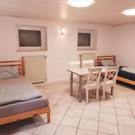 Lejlighed Souterrain Monteur Arbeiter 2-zimmer